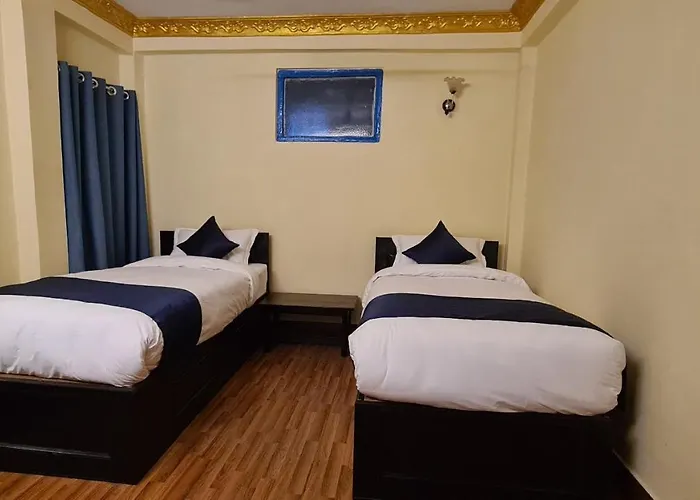 Temple Town Hotel *